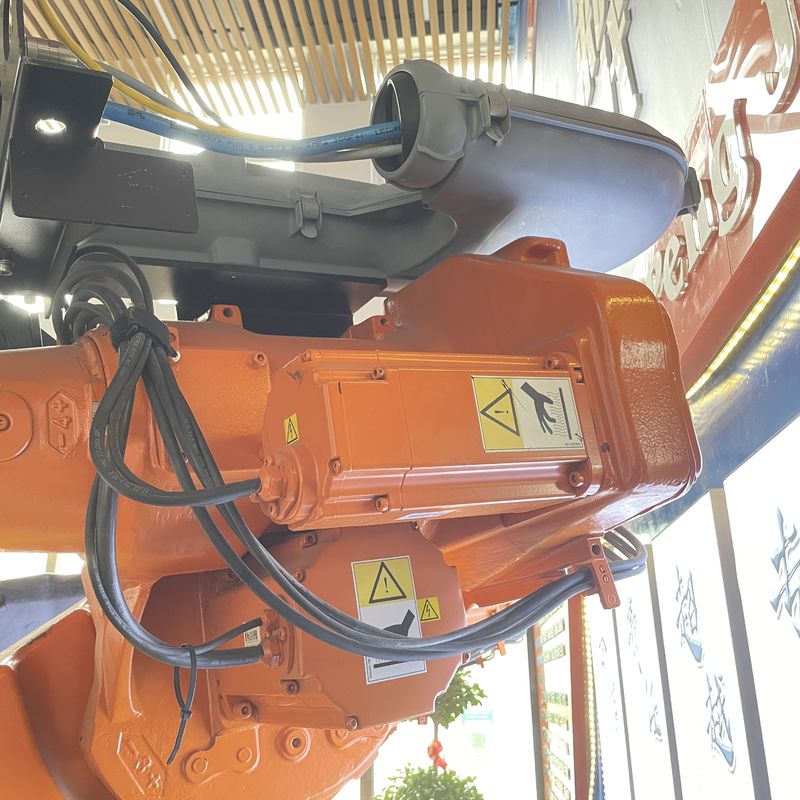 Używane ramię robota ABB 6640-235 / 2,55 do zgrzewania punktowego Obsługa paletyzacji