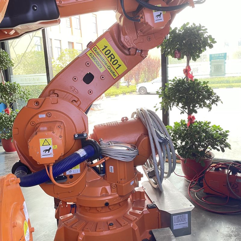 Używane ramię robota ABB 6640-235 / 2,55 do zgrzewania punktowego Obsługa paletyzacji