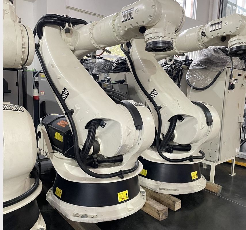 2700 Mm Reach Kuka Software Welding Robot dla szybkiej i dokładnej wydajności spawania Złap tę ofertę! KUKA KR210 Robot, dostosowany do doskonałej malowania w sprayu i bezproblemowego załadunku / rozładunku