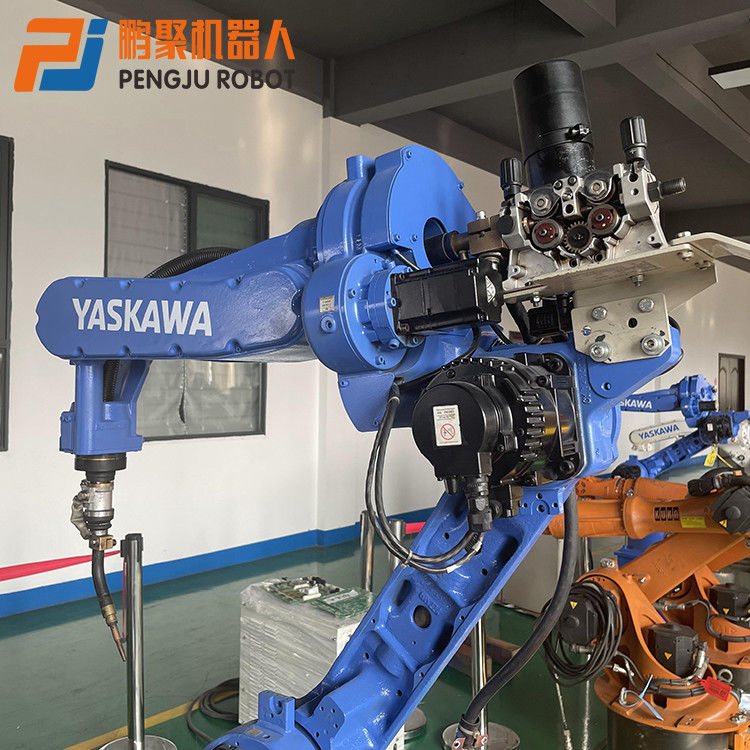 Automatyzacja przemysłowa dzięki używanym robotom YASKAWA Programowanie smartfonów Odkryj Yaskawa MA1400: Precision - Driven Welding Redefined and USB Interface
