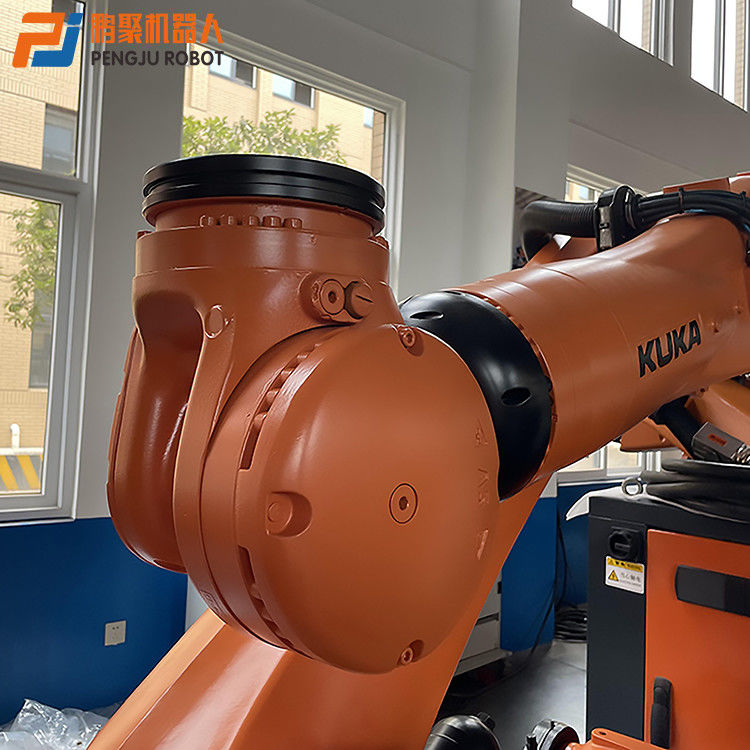 KUKA KR210 R2700 KRC4 Spawanie łukowe, spawanie punktowe, obróbka prasowa, paletowanie, załadunek i rozładunek części, cięcie