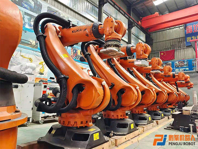 KUKA KR210 R2700 robot dodatkowy C4 NOWY i UŻYTANY dostępny Spawanie punktualne, obsługa prasowa, paletyzowanie, załadunek i rozładunek
