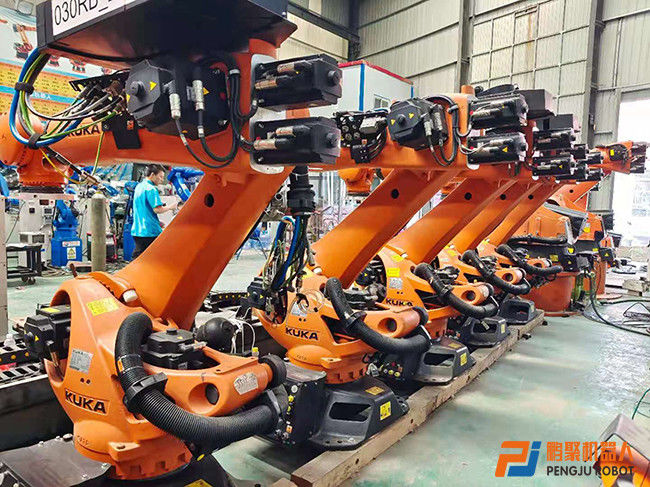 KUKA KR210 R2700 robot dodatkowy C4 NOWY i UŻYTANY dostępny Spawanie punktualne, obsługa prasowa, paletyzowanie, załadunek i rozładunek