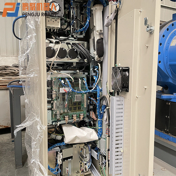 Yaskawa ES200D W pełni automatyczny 6-osiowy robot do spawania punktowego o rozpiętości ramienia 2650 mm