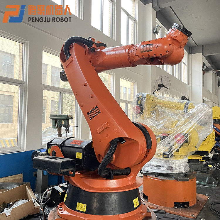 KR210 Robot paletyzujący 6 osi i podłogi do ciężkich ładunków