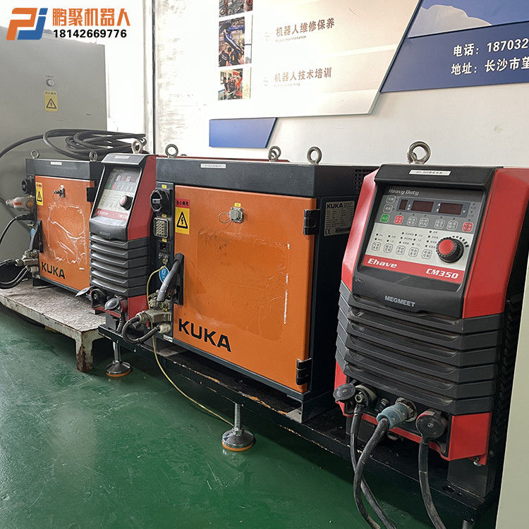 Kuka KR5R1400 Sześcioosiowy automatyczny robot spawalniczy z rozpiętością ramienia 1400 mm i obciążeniem 5 kg
