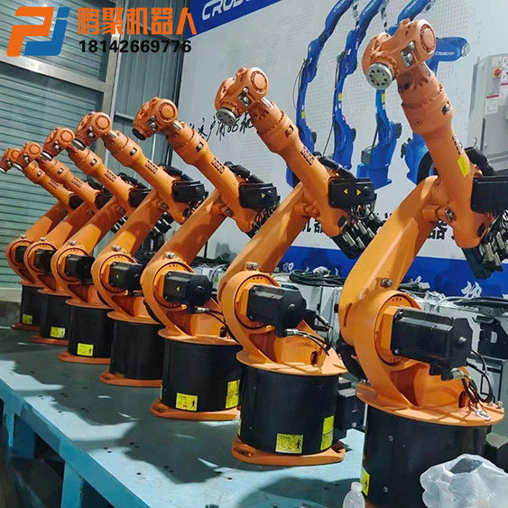 Używane roboty KUKA KR16 Nawigacja ścienna 6 osi Roboty spawania łukowego, roboty montażowe, roboty spawania wiązki elektronicznej