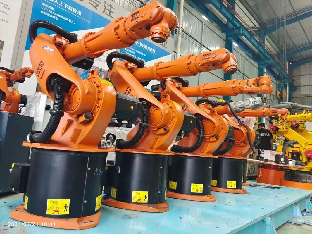 KR16L6 6 kg Ładunek 6-osiowy Robot XP Kabinet sterowania Podłoga/sufit Instalacja Układ spawania łuku kątowego MIG