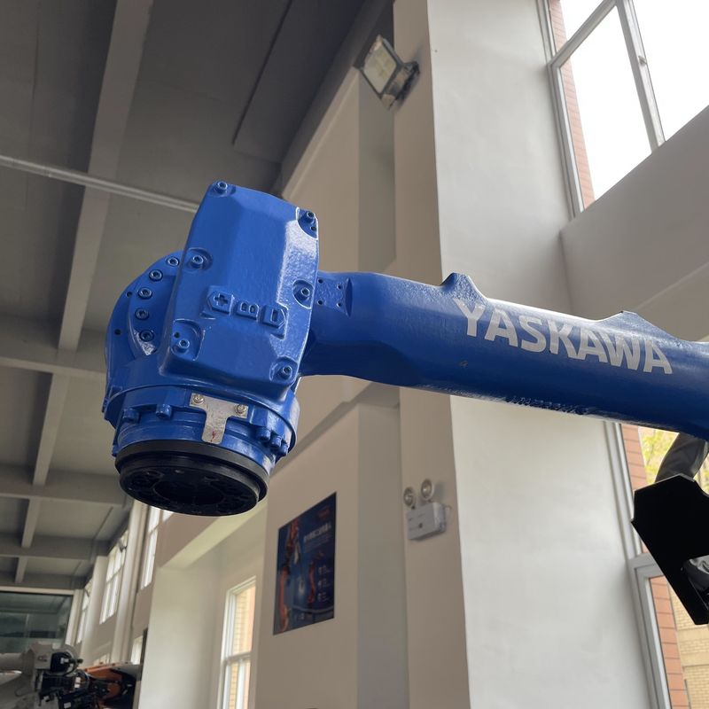 Programy komputerowe Używane roboty YASKAWA z pojemnością ładunku 50 kg Obsługa materiałów, cięcie plazmy