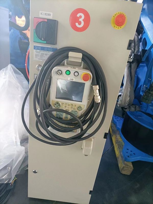 Automatyczny robot spawalniczy serwo-punktowy Manipulator ramienia MIG TIG Robot Yaskawa ES200D 2650mm Reach