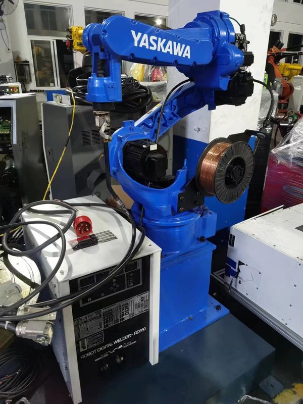 Wyroby spawalnicze przemysłowe MA1400 Yaskawa Używane ramię robotowe z 3 kg ładunku z kabinetem sterowania 6 ośmi
