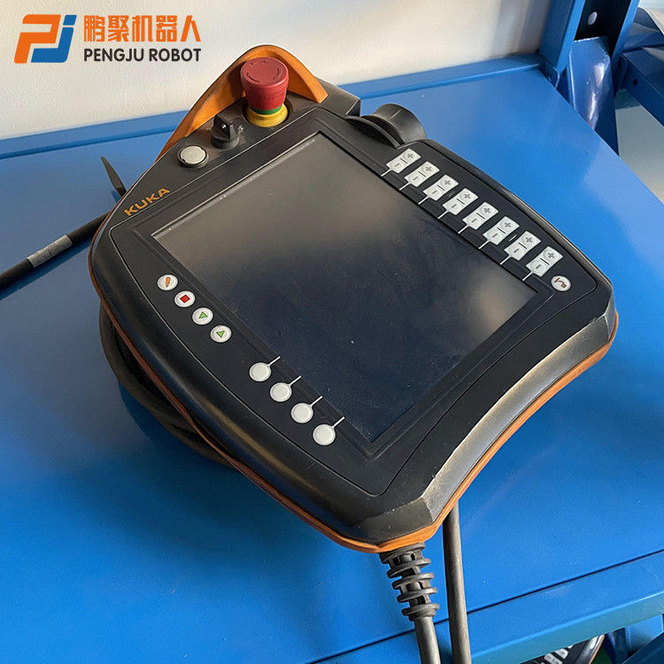 KUKA KR C4 Smart PAD Pendant Bumper TEACH PENDANT ROBOT 00-216-801KUKA Roboty z jednostką sterowania KR C4 lub szafą Sunrise