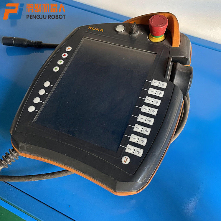 KUKA KR C4 Smart PAD Pendant Bumper TEACH PENDANT ROBOT 00-216-801KUKA Roboty z jednostką sterowania KR C4 lub szafą Sunrise