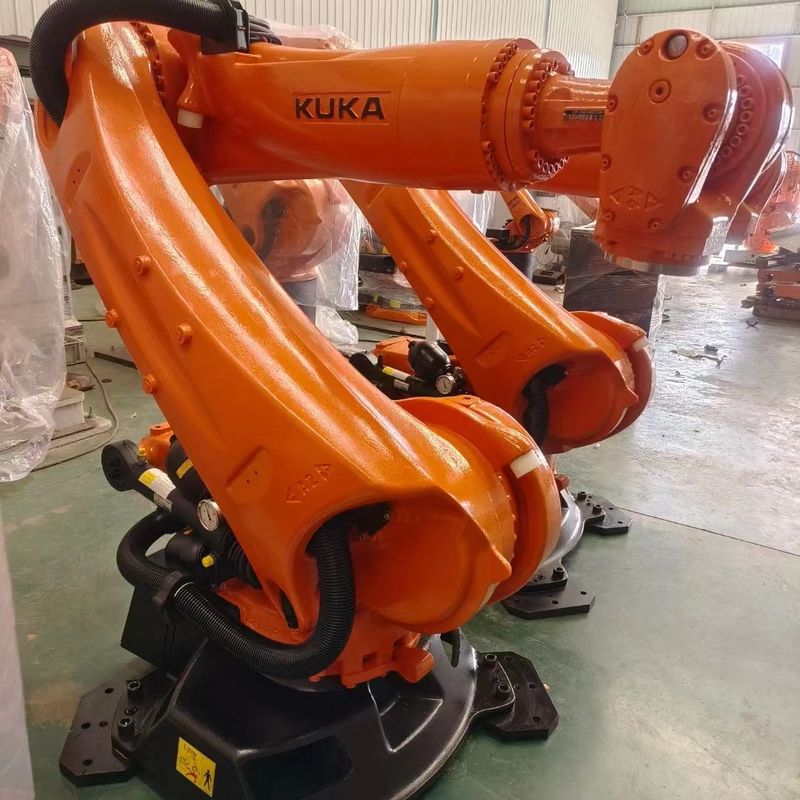 KUKA KR 210 R3100 Ultra C4 Prasowanie, paletyzowanie, lakierowanie, polerowanie, obróbka wodonośna 210 Kg 3100 mm