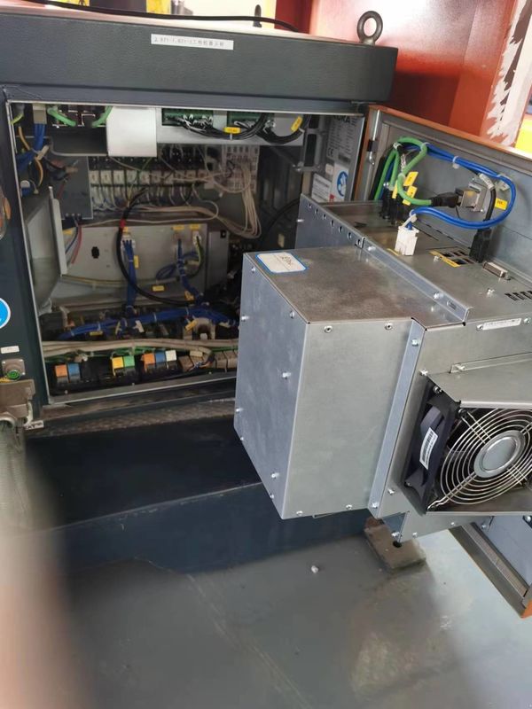 KUKA KR5 R1400 KRC4 Obsługa części, pomiar, montaż części, klejenie - wiązanie kleju, spawanie łukowe