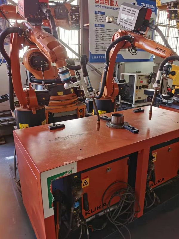 KUKA KR5 R1400 KRC4 Obsługa części, pomiar, montaż części, klejenie - wiązanie kleju, spawanie łukowe