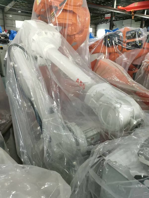 ABB IRB 4600-40/2.05 IP67 6-osiowy 40kg średni ładunek użytkowy ABB Robot do obróbki maszynowej, wyciągania, wyciągania i umieszczania.