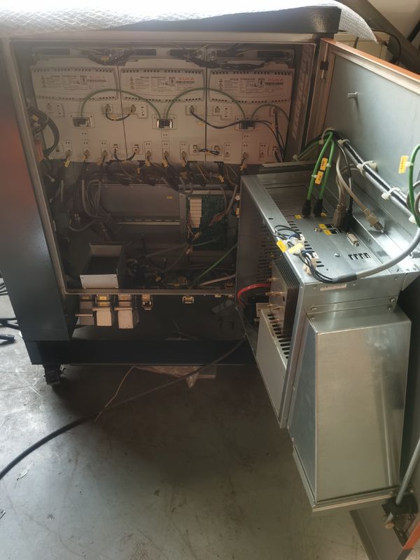 KUKA KR240 R2700 Prime KRC4 Controller 6-osiowy robot paletyzujący Doskonała kombinacja 2700mm osiąga 240kg ładunku