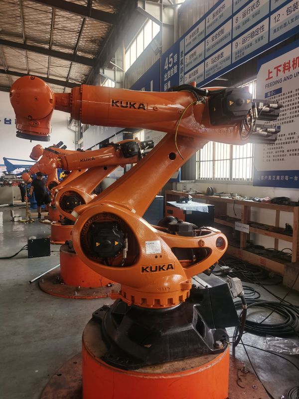KUKA KR300 R2500 Ultra 300kg Ładunek 2500mm Dosiadłość Używane roboty KUKA z powtarzalnością ±0,1 mm I programowanie KUKA Ładowanie robota Obsługa szlifowanie frezowanie