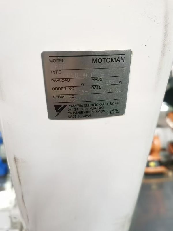 2061mm Reach CR50 XRC 50kg Płynny ładunek Motoman Robot spawalniczy łukowy do prasowania i załadunku/wyładunku części