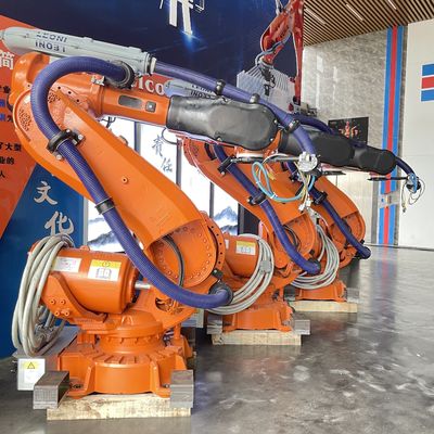 6-osiowe używane roboty ABB Zgrzewanie punktowe Robot przemysłowy ABB6640-235 / 2,55 Wielofunkcyjny
