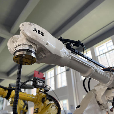 Używany robot spawalniczy ABB Spot 6 Axis Robot do obsługi robota ABB6640-130/3.2