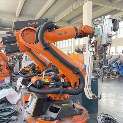 6-osiowe przemysłowe używane ramię robota KUKA KR210 do spawania paletyzacji