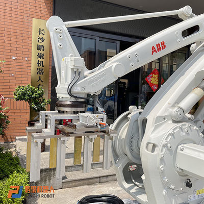 Paletyzacja Używane ramię robota ABB IRB660-250 / 3.15 Czteroosiowy robot przemysłowy