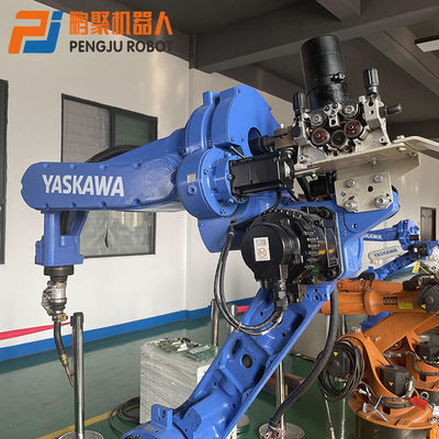Automatyzacja przemysłowa dzięki używanym robotom YASKAWA Programowanie smartfonów Odkryj Yaskawa MA1400: Precision - Driven Welding Redefined and USB Interface