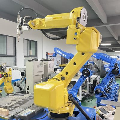 FANUC 20iA Używany 6-osiowy robot Przemysłowy automatyczny robot do cięcia laserowego