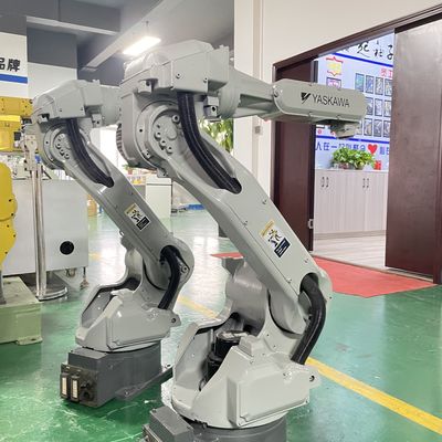 Używany 6-osiowy robot Yaskawa UP6 Zakres roboczy 1373 mm Ładowność 6 kg