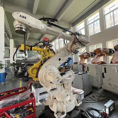 Używany robot spawalniczy ABB Six Axis IRB 6640-130/3.2