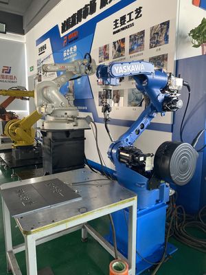 Używany robot spawalniczy Yaskawa MA1440 o ładowności 6 kg