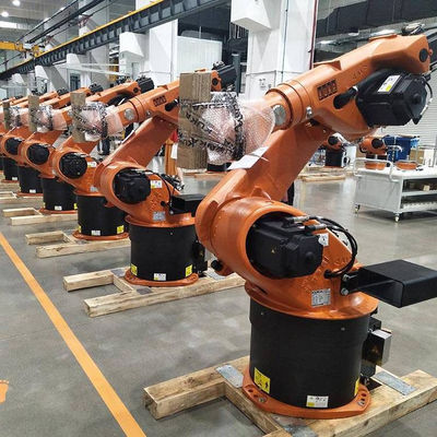 Kuka KR60 Automatyczne sześcioosiowe ładowanie i rozładowywanie Przedłużenie ramienia robota 2033 mm Obciążenie 60 kg