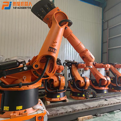 KR360 Stemplowanie stosu Używany robot Kuka z rozpiętością ramion 2826 mm i obciążeniem 360 kg