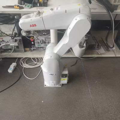 ABB IRB 1200 (5/0.9) Robot do obróbki części, polerowania, pomiaru, montażu części