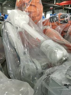IP 67 Ochrona ABB Robot IRB 4600-40/2.55 Precyzyjna i spójna kontrola 40kg z 6-osiową ramioną robotową