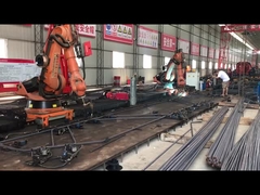 KUKA KR 16 L6 to długa ręka robota o niskim ładunku.